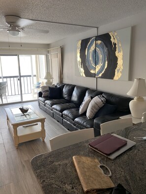 Smart TV, DVD player, books