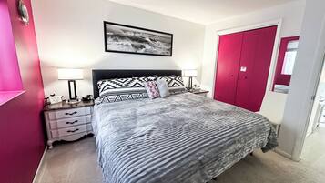 2 bedrooms, desk, iron/ironing board, travel crib