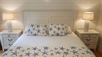 4 bedrooms, iron/ironing board, travel crib, free WiFi