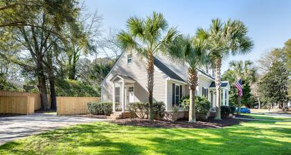 THE BIG KAHUNA, Close to Shem Creek, Sullivans Island and Historic Charleston!