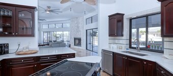 Villa Waterview - Amazing Gulf access pool and spa home on spacious corner lot!