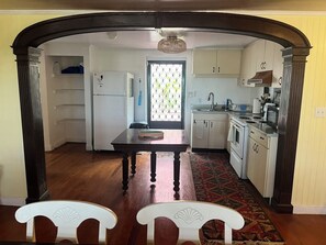Fridge, microwave, oven, stovetop - COFF HOUSE "Captain's Quarters" in Iconic Downtown Landmark Villa (Christiansted)