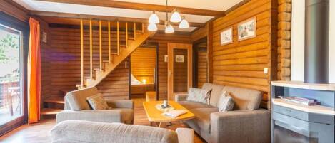 TV, fireplace, DVD player