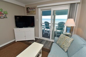 Living area - Beach House 309 - Oceanfront in Garden City Beach, SC (Garden City)