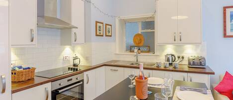 Ovn, opvaskemaskine, fryser