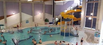 🥇Newly Renovated Mountain Retreat! 2 Story, 2bd/2bath downtown. Pet Friendly!