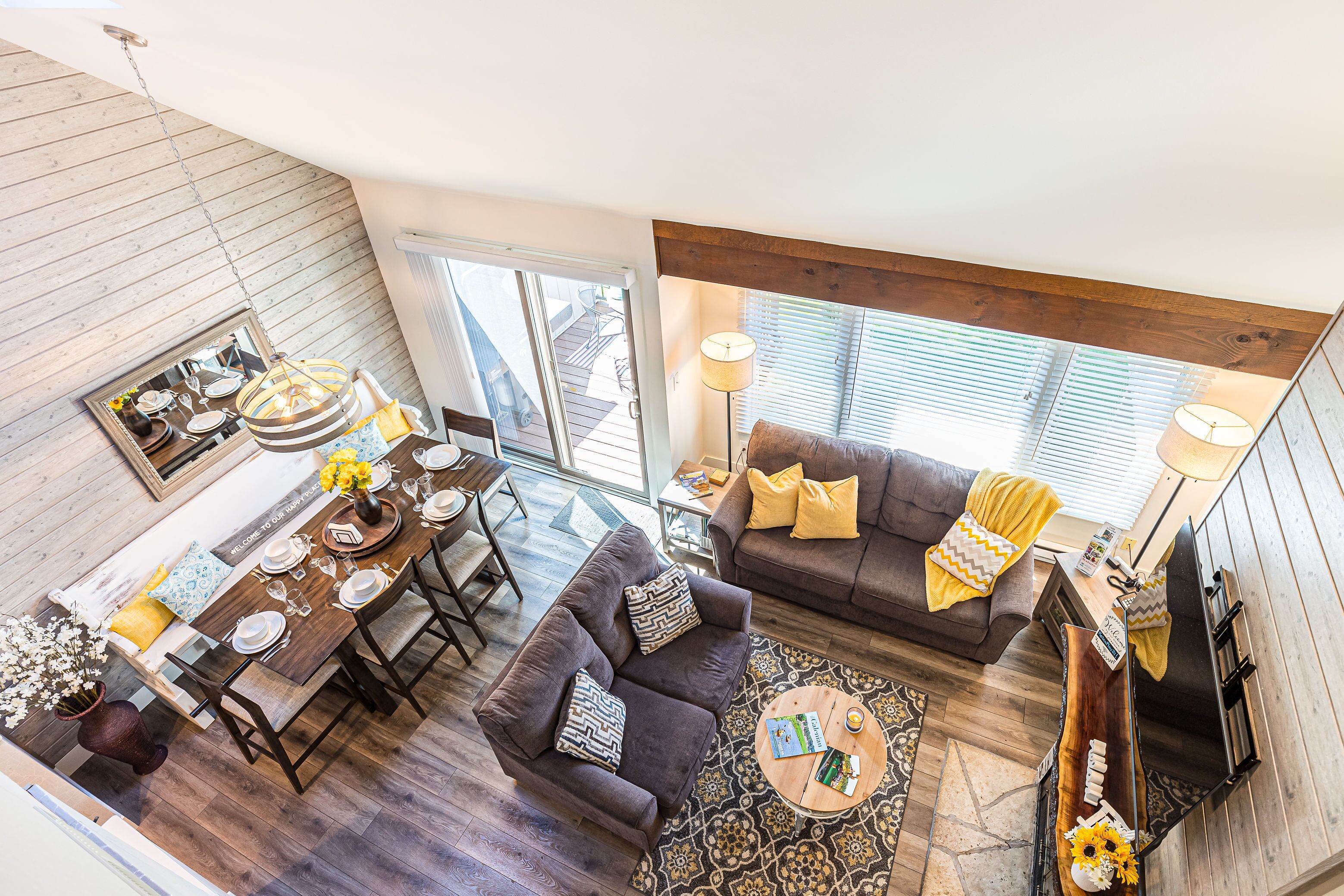 2 Bedroom +Loft, 2 bath townhouse in The Galena Territory