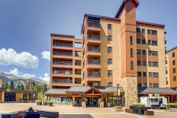 Condo, 3 Bedrooms | Exterior