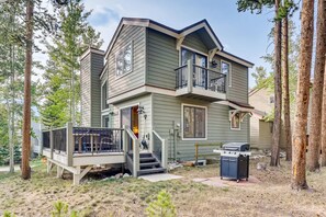 House, 3 Bedrooms | Exterior