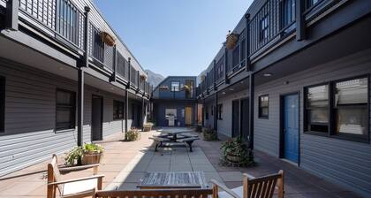 Modern Mid-Town Hideaway, Steps to Gondola, Walk Anywhere