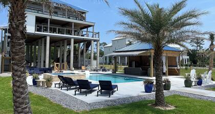 Bay Front House on Sandy Hook Dr! Longest personal pier(402ft). Read the reviews