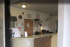 Interior - Montana Inn near Little Bighorn - Colstrip (Forsyth)