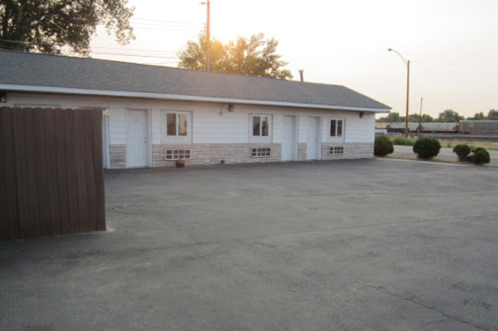 Montana Inn near Little Bighorn - Colstrip