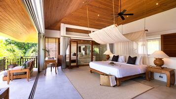 Vila superluxo (Multiple Bedrooms) | 8 quartos, cofres nos quartos, escrivaninha, cortinas blackout