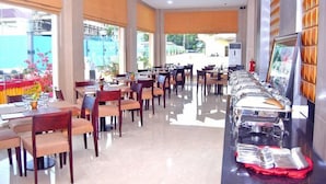 Ảnh chưa phân loại, 3 trong số 8 ảnh, nút