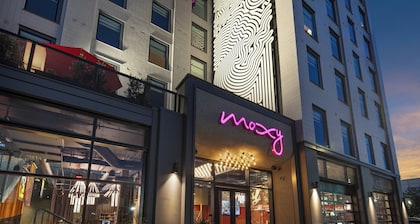 Moxy Oakland Uptown