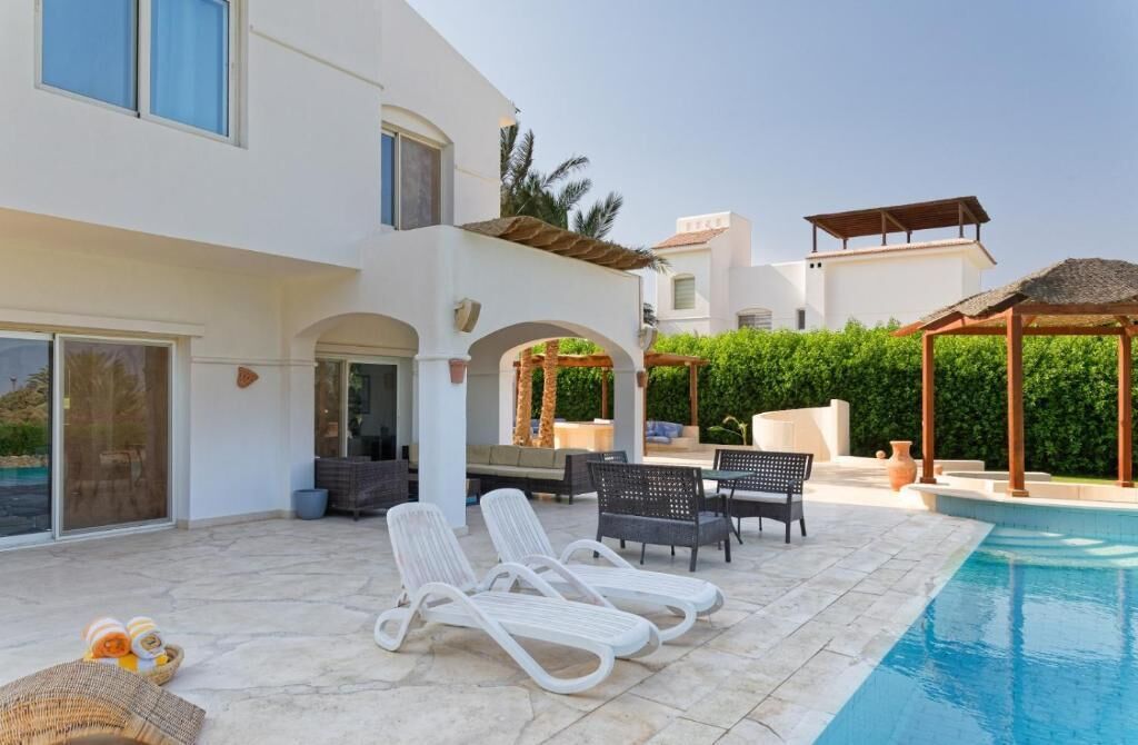 Deluxe Villa, 5 Bedrooms, Private Pool | Premium bedding, iron/ironing board (on request), WiFi (free)