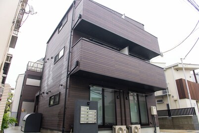 Base Hanegi Apartment