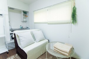 Quarto casal, para não fumantes (1 Double Bed and 1 Single Sofa Bed) | Wi-Fi de cortesia