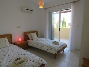 3 Schlafzimmer, Reisekinderbett, kostenloses WLAN