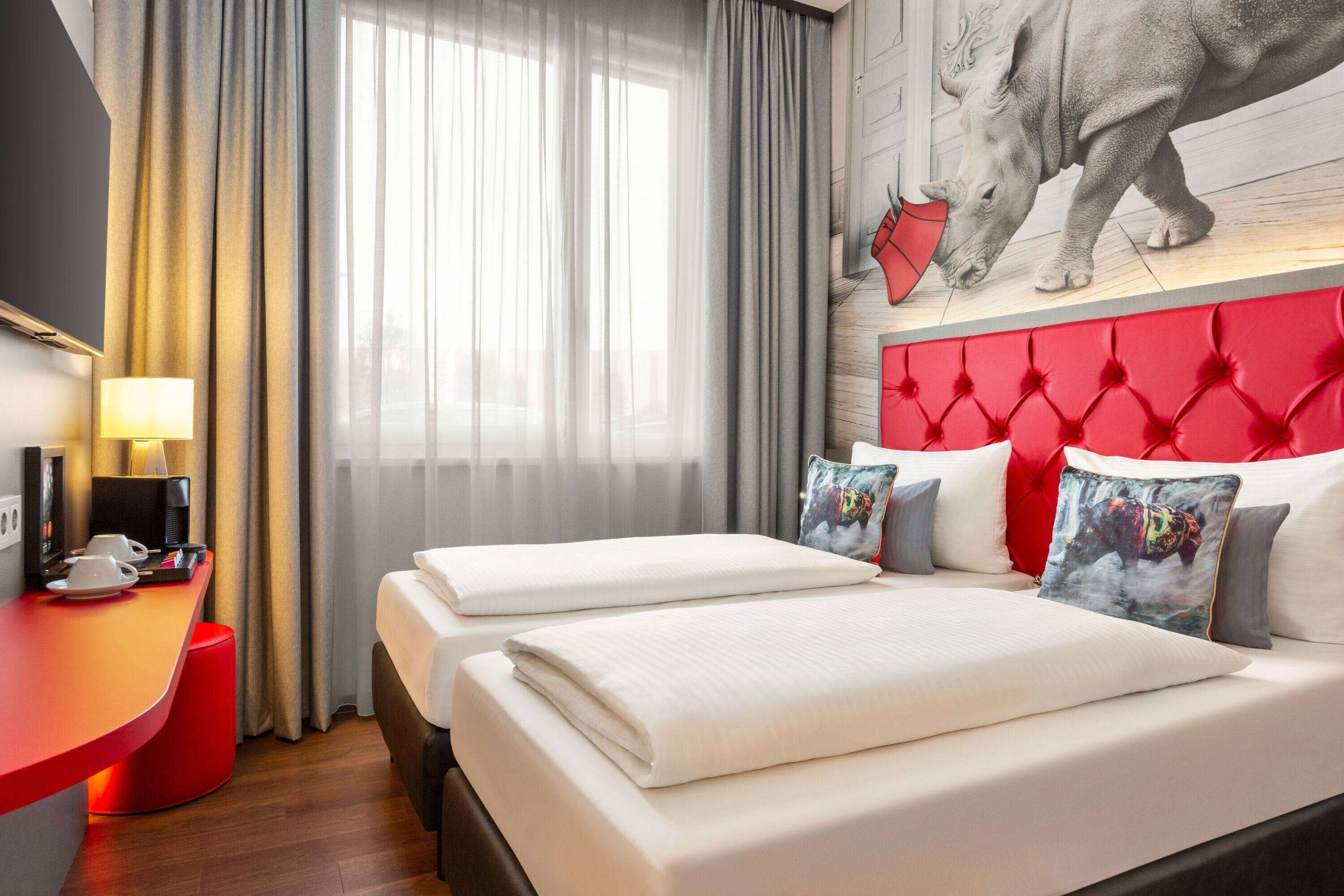 comfort twin room | 1 bedroom, hypo-allergenic bedding, minibar, in-room safe