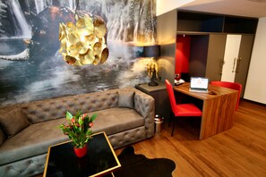 43-inch Smart TV with cable channels, TV - Amedia Munich Dachau, Trademark Collection by Wyndham (Dachau)