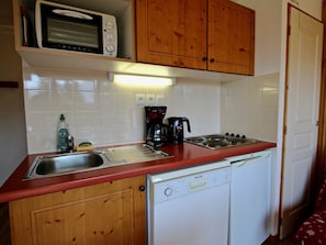 Self-catering essentials include a microwave, coffee maker, and dishwasher.