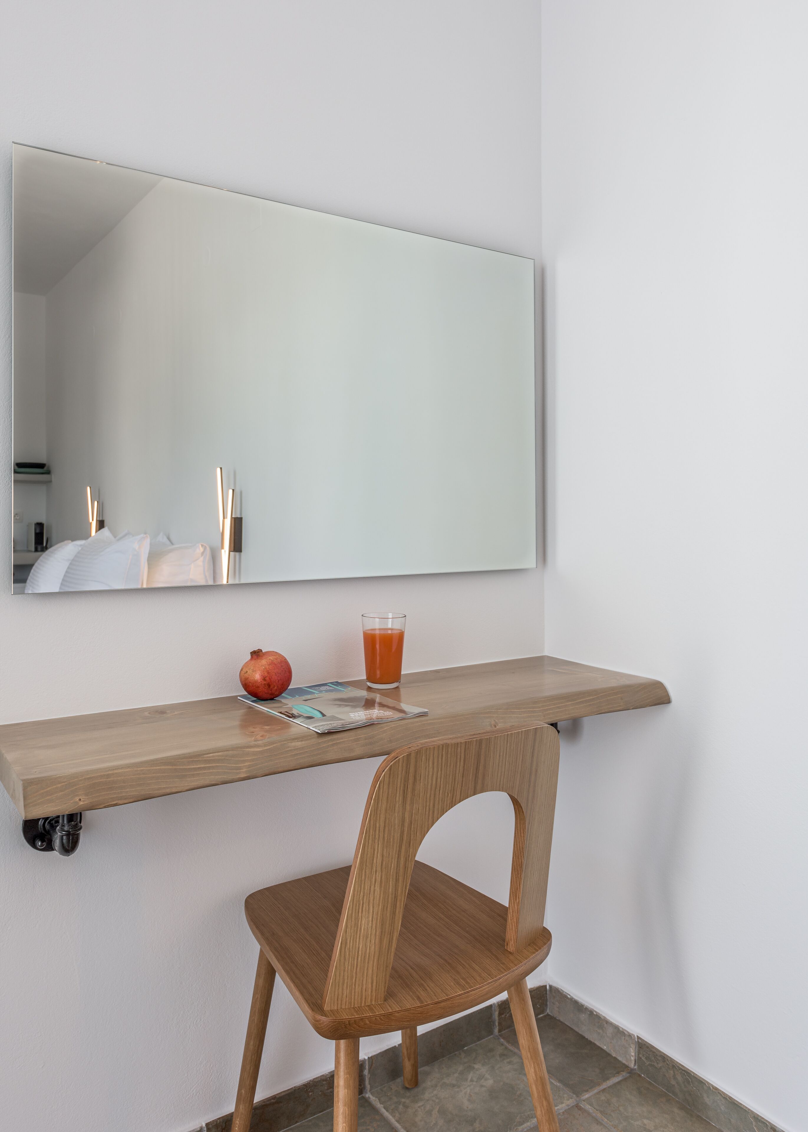 Habitación doble económica | Escritorio, espacio para trabajar con laptop y insonorización 