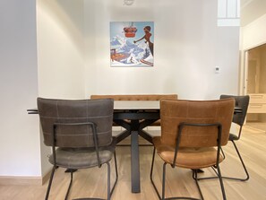 Dining - Plein centre, T3 5P totalement rénové 55m2. WIFI (Cauterets)