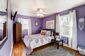 3 slaapkamers, bedden met traagschuimmatras, een bureau