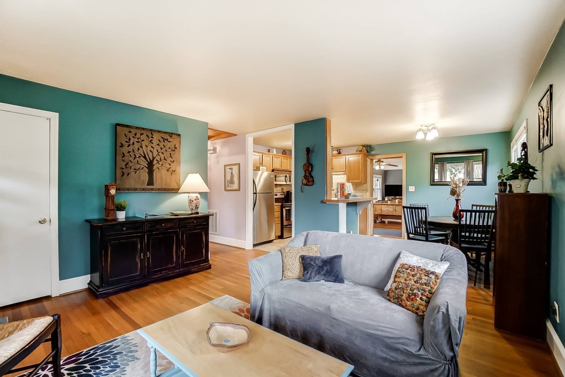 Fernseher, Kamin, Netflix, Hulu