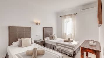 3 habitaciones, tabla de planchar con plancha y wifi gratis