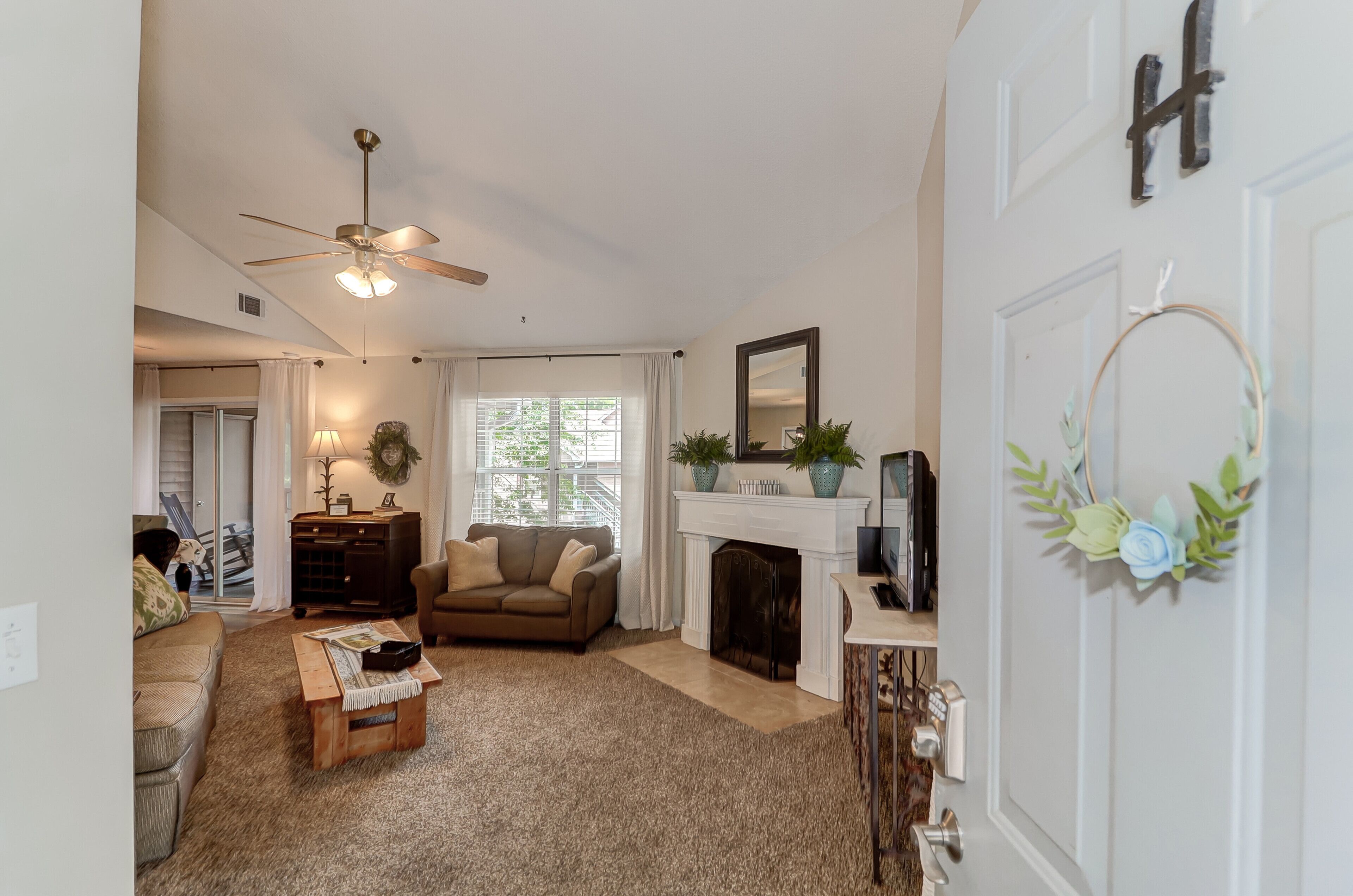 Charming Charleston Condo