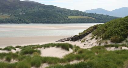 Northern Lights - Sea View Cottage near NC500