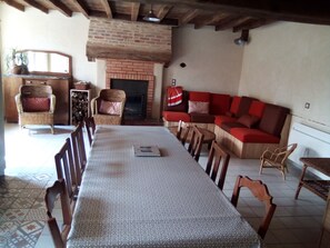 Dining - Old house renovated ecologically (Nesmy)