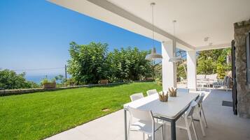 Ristorazione all'aperto