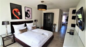1 chambre, décoration personnalisée, ameublement personnalisé