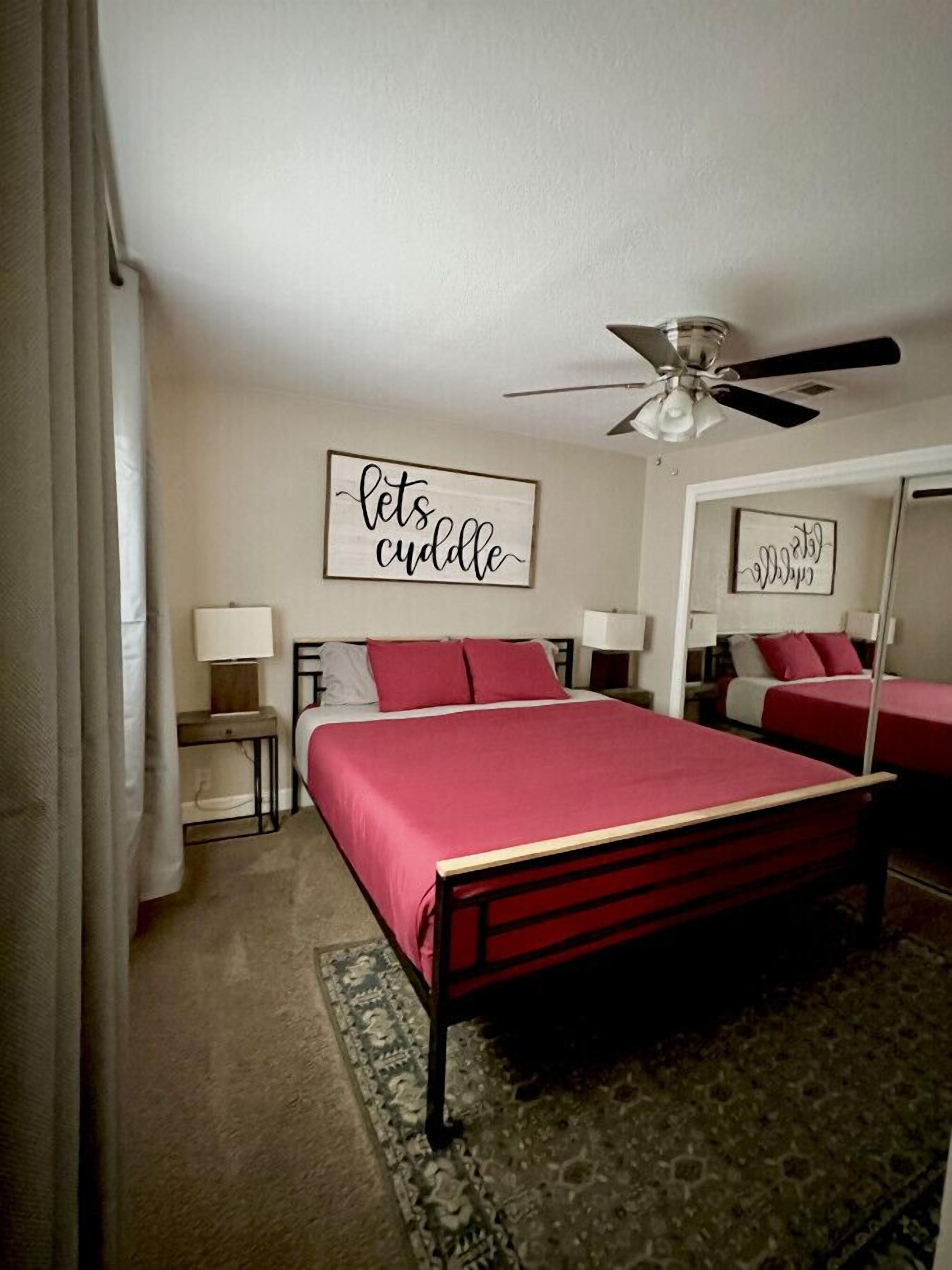 King Bed | Travel | Work | Dog Friendly