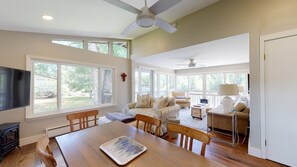 Fridge, microwave, oven, stovetop - River House on the River (Gunnison)