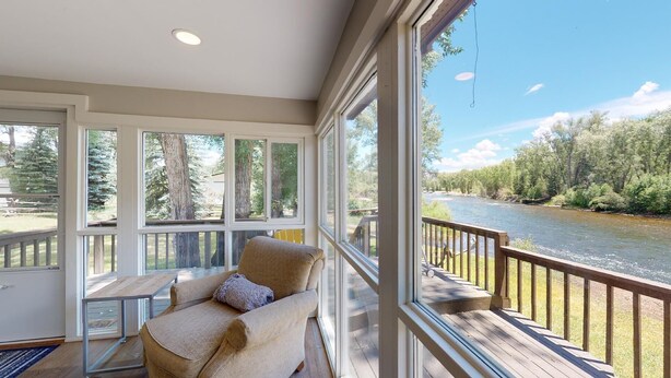Unclassified image, 1 of 35, button - River House on the River (Gunnison)