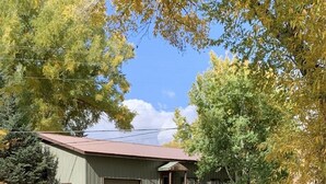 Exterior - Aspen House by the River (Gunnison)