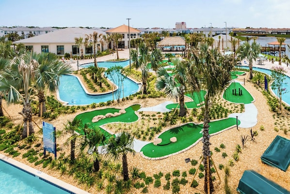 Piscine extérieure