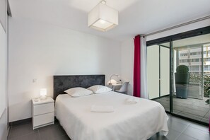 1 bedroom, iron/ironing board, free WiFi, bed sheets
