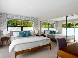 4 bedrooms, desk, iron/ironing board, free WiFi