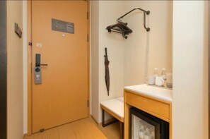 Unclassified image, 5 of 59, button - Ji Hotel (Xiamen)