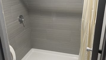 Double Room | Bathroom | Towels