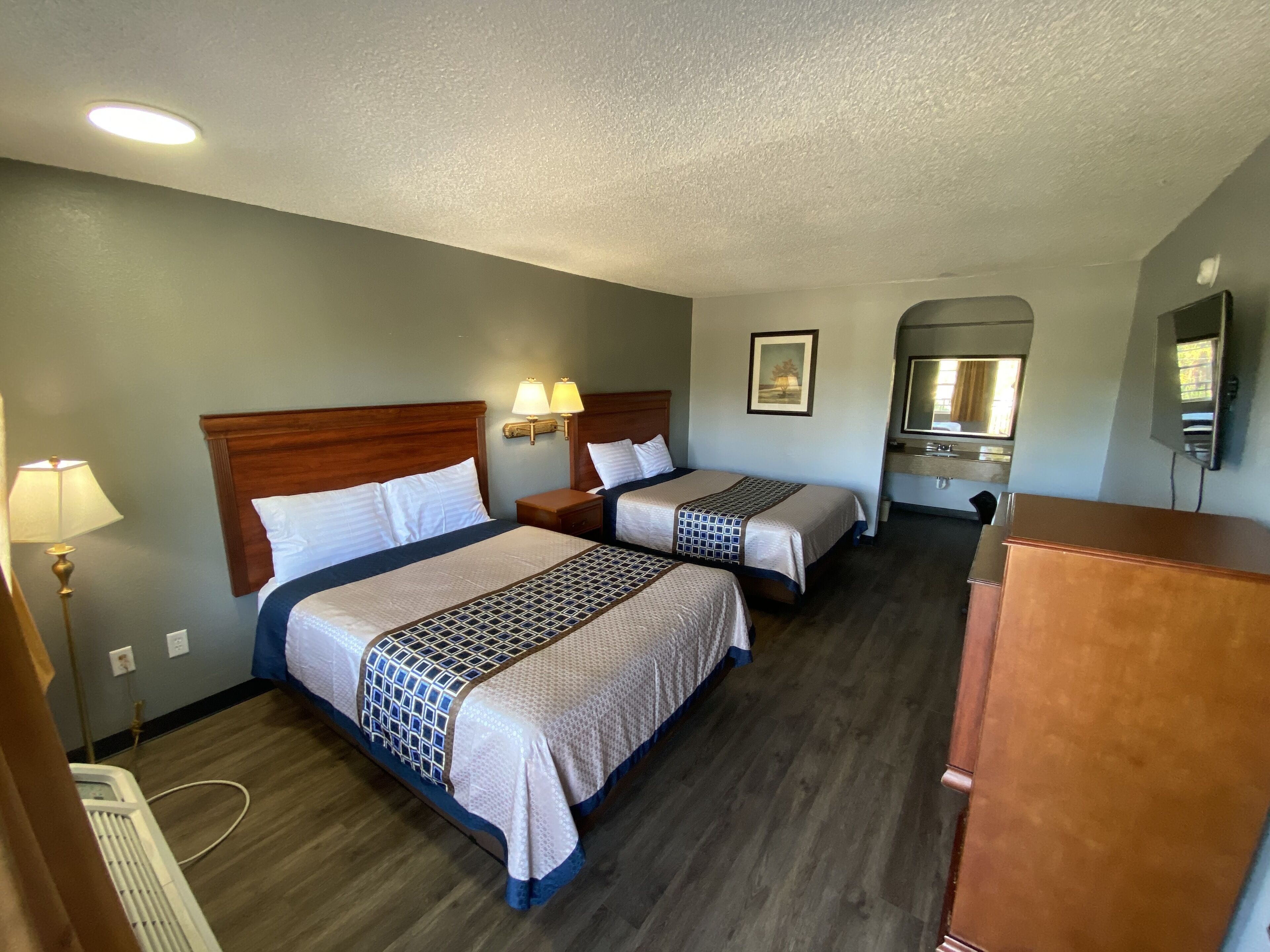 Photo - Americas Best Value Inn - Gainesville