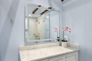 Hair dryer - Built in 1840 | Stunning Renovation | The Elliott (Charleston)