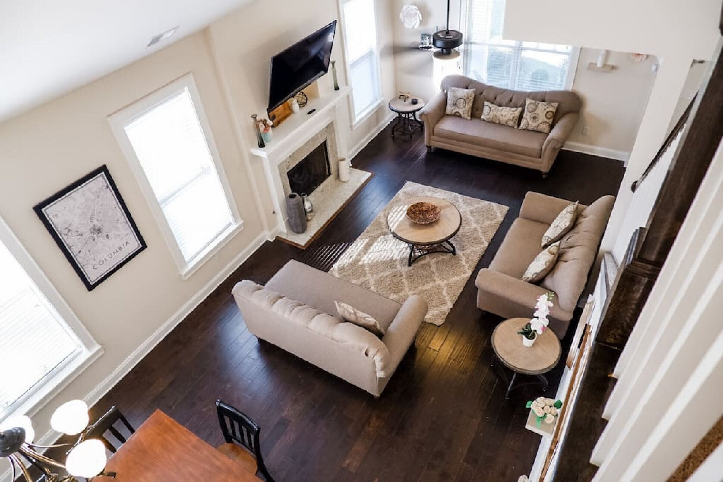 Televisión, chimenea