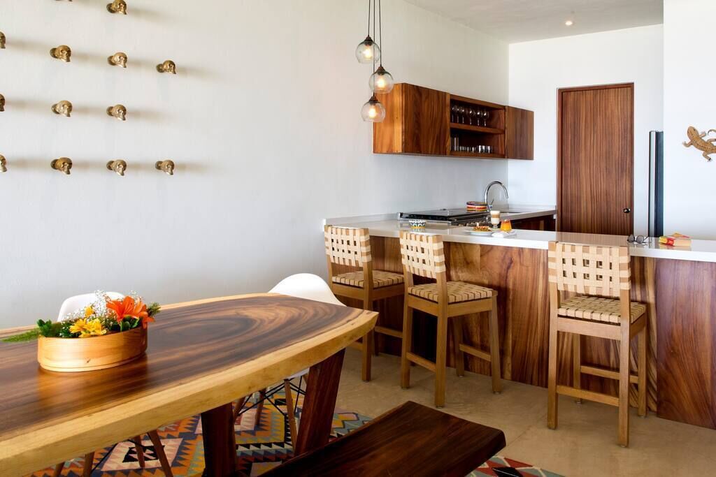 Condo de Lujo con Jacuzzi Privado y Acceso a Playa